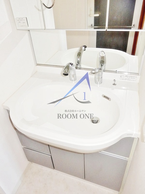 洗面設備　洗面台です。