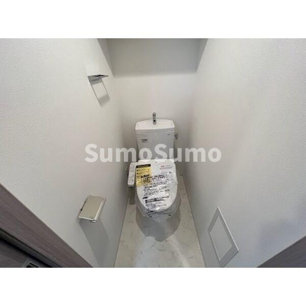 トイレ　落ち着いたトイレです