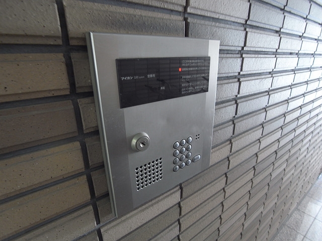 セキュリティ　オートロックで安心ですね