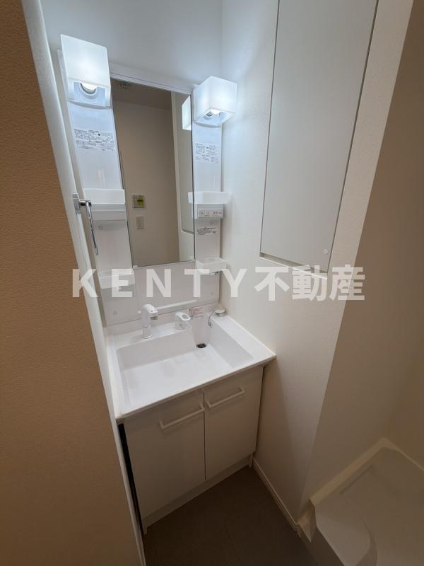 洗面設備　広い洗面スペース