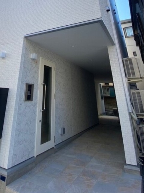 エントランス　エントランス