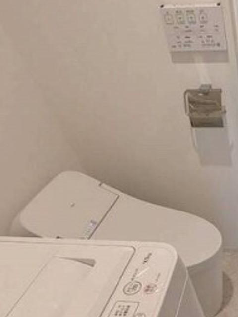 トイレ　温水洗浄便座