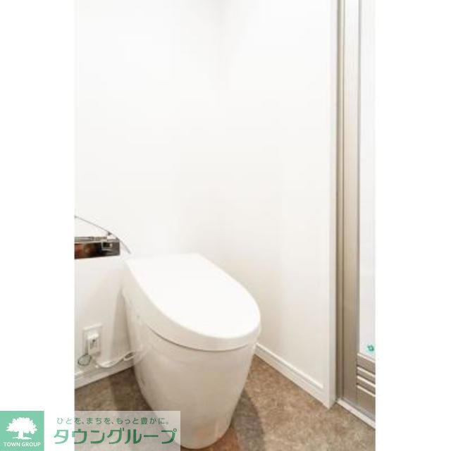 トイレ　※写真は同タイプ住戸です。