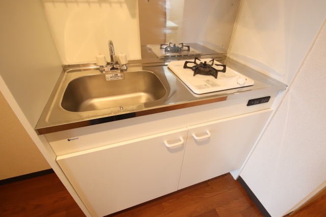キッチン　別号室のお写真のため現況優先