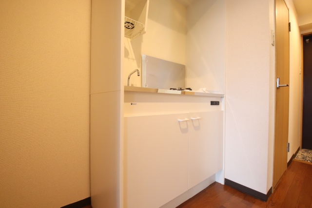 洗面設備　別号室のお写真のため現況優先