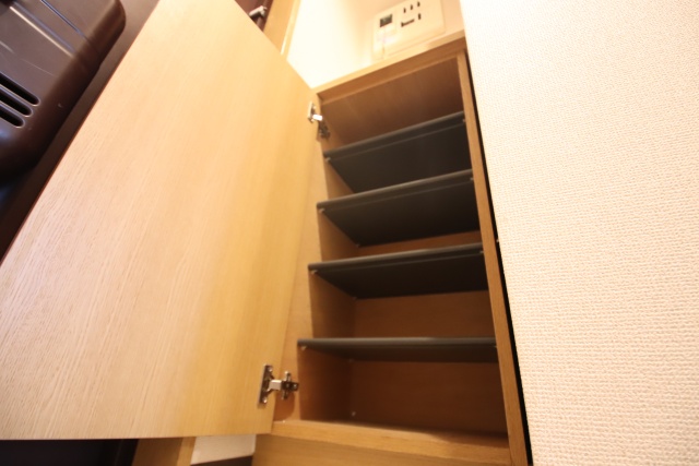 収納　別号室のお写真のため現況優先