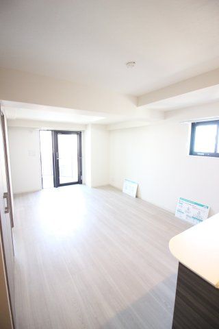 居室・リビング　ニアレスタSUGAMO　豊島区巣鴨１