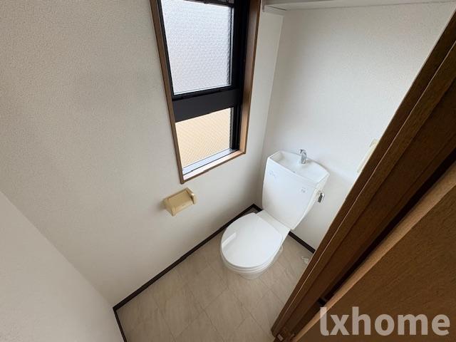 トイレ　ゆったりとした空間のトイレです