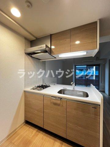 キッチン　反転タイプとなります。