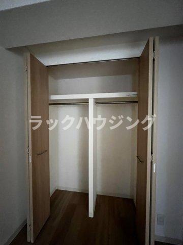 収納　反転タイプとなります。