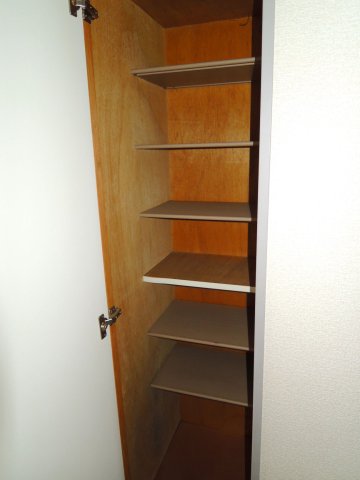 玄関　靴もたくさん入ります。