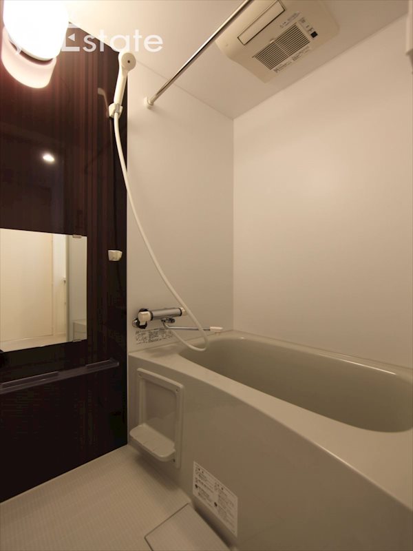 バス・シャワールーム　バスルーム★浴室乾燥機付★鏡付