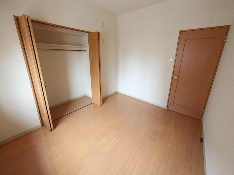 その他部屋・スペース　洋室6.4帖　クローゼット（収納充実してます）