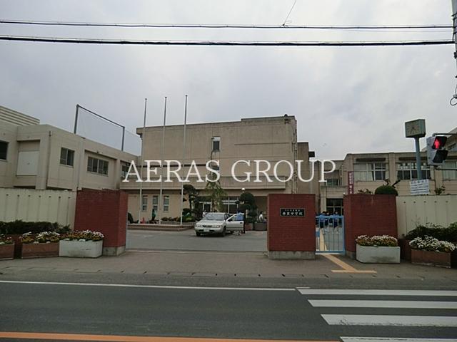 中学校　さいたま市立春里中学校（中学校）まで573m