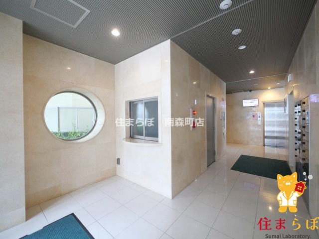 エントランス　共用部の印象も大切に