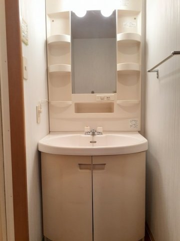 洗面設備　洗面所です