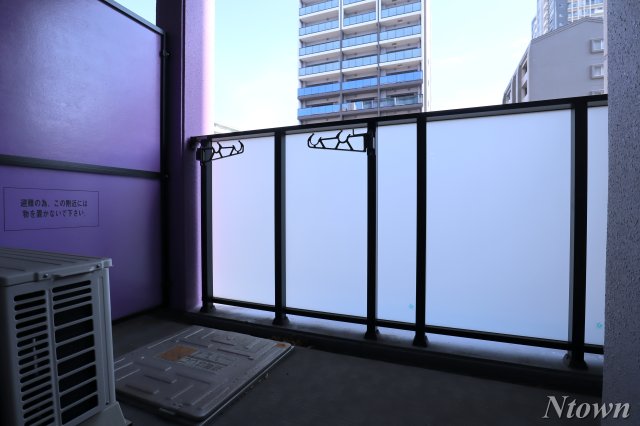 バルコニー　お洗濯にも便利なバルコニー付き