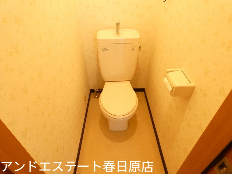 トイレ　別号室の写真です