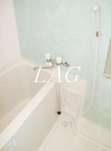 バス・シャワールーム　お風呂です。