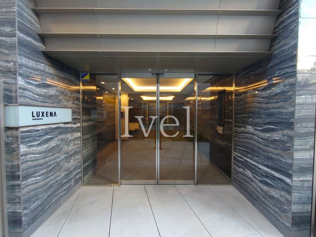 建物外観　エントランス