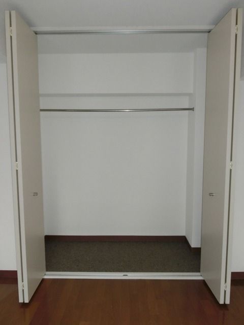 その他設備　★収納豊富なクローゼットです★