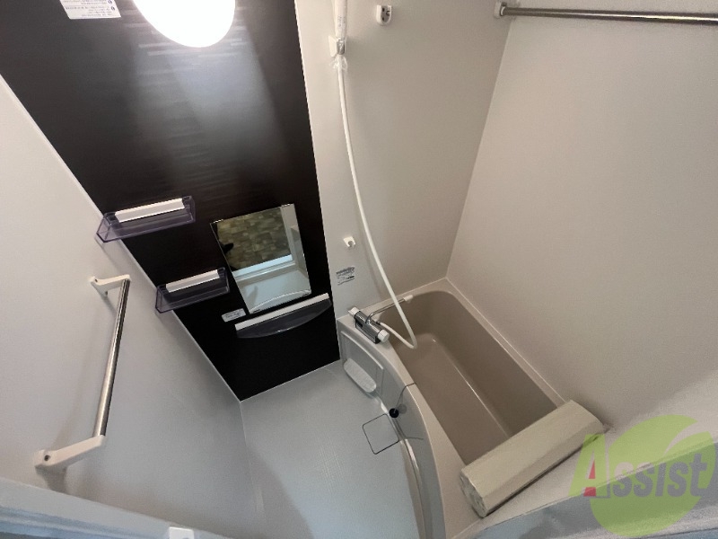 バス・シャワールーム　同仕様施工物件、ルームカラーがホワイトになります。