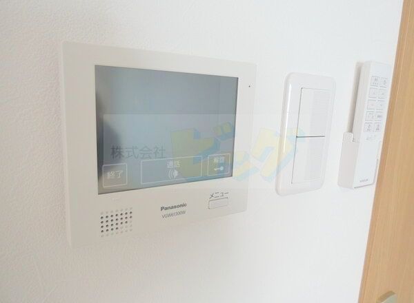 セキュリティ　防犯面に配慮したＴＶモニターホン付きです！