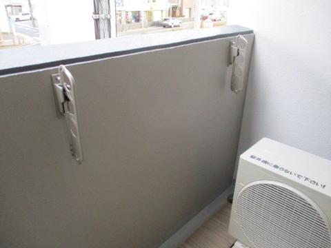 バルコニー　ベランダ