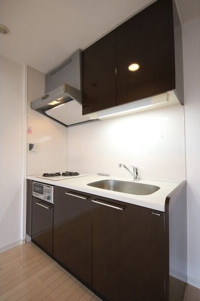 キッチン　初期費用分割可★ご希望の場所まで無料送迎サービス付♪