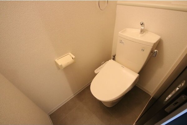 トイレ　名古屋で一番初期費用の安い賃貸専門の不動産会社です(^^)