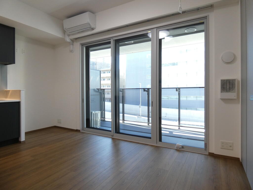 居室・リビング　内観