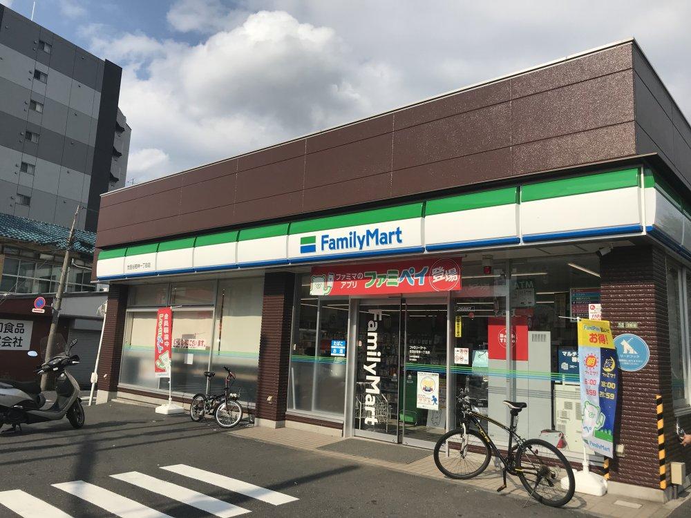 コンビニ　ファミリーマート 世田谷若林一丁目店（コンビニ）まで154m