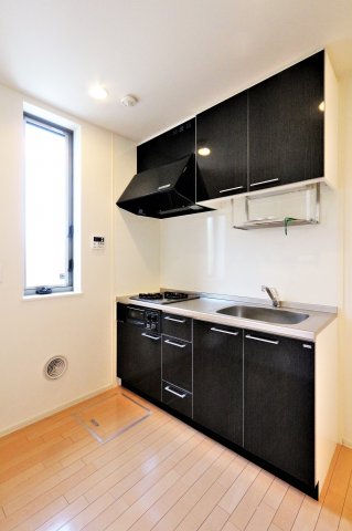 キッチン　参考写真（同物件別部屋）