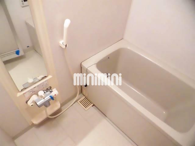 バス・シャワールーム　お風呂場です。