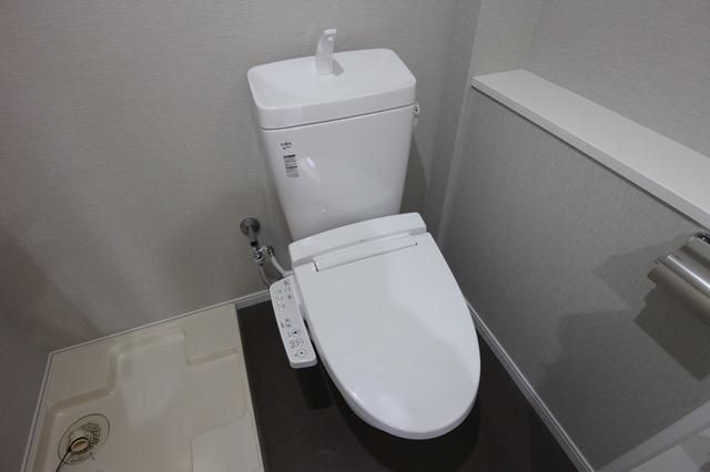 トイレ　★温水洗浄便座★