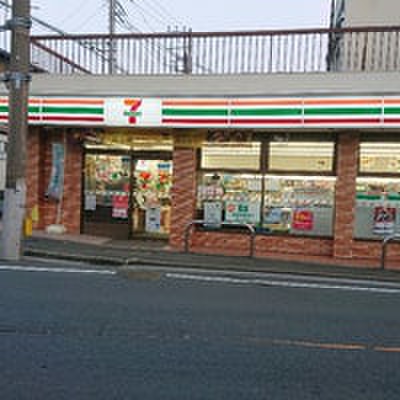 コンビニ　セブンイレブン横浜上菅田町店（コンビニ）まで500m