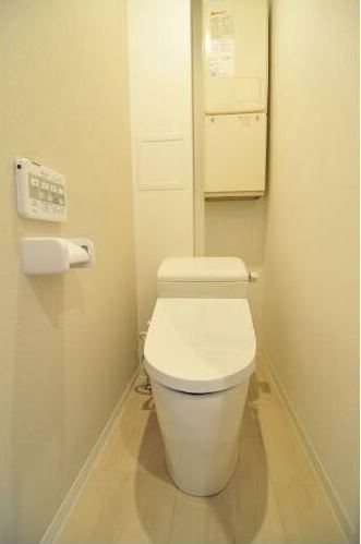 トイレ　別号室の参考写真です。