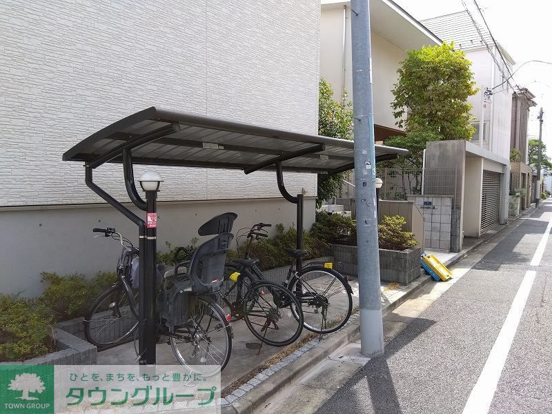 駐車場　駐輪場　自転車＆原付のみ駐輪可