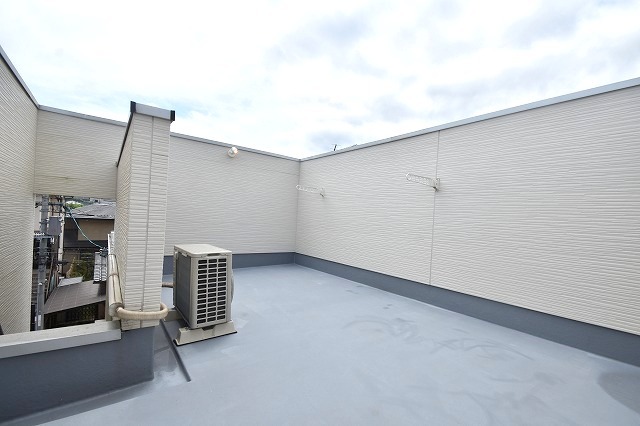 バルコニー　バルコニー