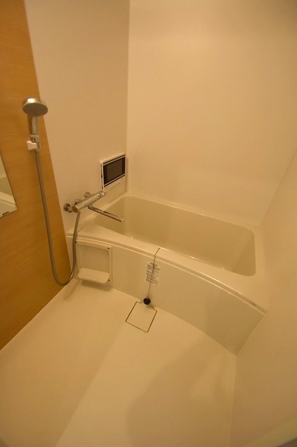 バス・シャワールーム　浴室乾燥機能付バス