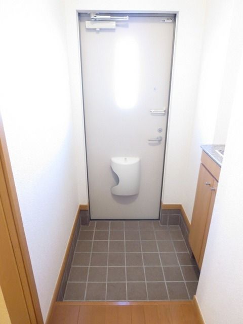 玄関　★お問い合わせはタウンハウジングまで★