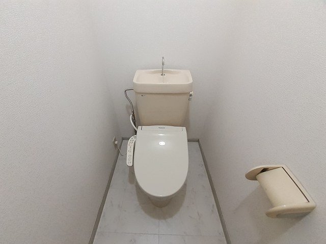 トイレ　コンパクトで使いやすいトイレです