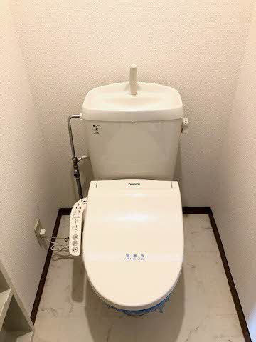 トイレ　温水洗浄便座♪