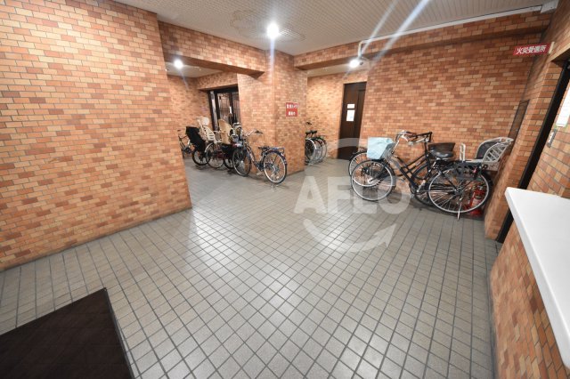 ロビー　インプルーブ天満橋　ロビー