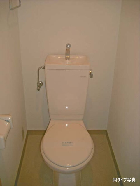 トイレ　同タイプ別部屋の写真です