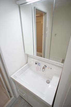 洗面設備　別部屋参考写真となります