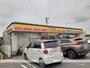コンビニ　デイリーヤマザキ　三ツ渕店（コンビニ）まで750m