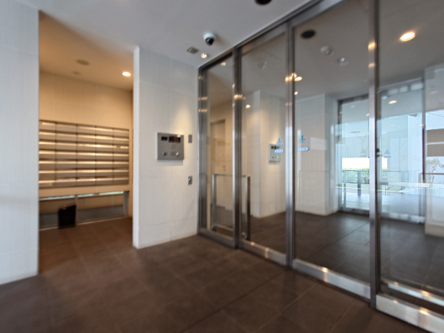 エントランス　２重オートロック