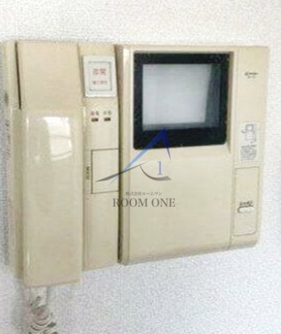 セキュリティ　モニター付きインターホンです。