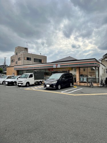 コンビニ　セブンイレブン大阪桑津5丁目店（コンビニ）まで1099m
